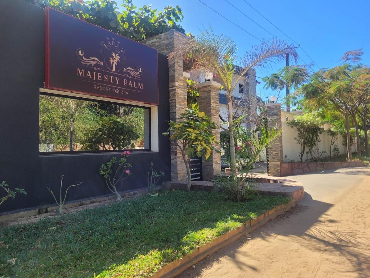 Majesty Palm Resort Mahajanga Exterior foto